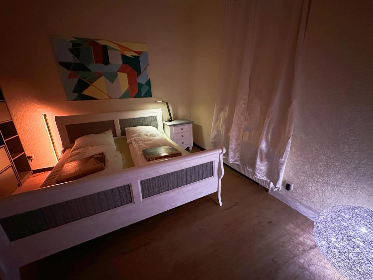 Igo Apartment 2 Schlafenzimmer Mit Waschmaschine Trockner Haustier Rheinufer 5Min Netflix Disney Plus 17-6 Duisburg Exteriör bild