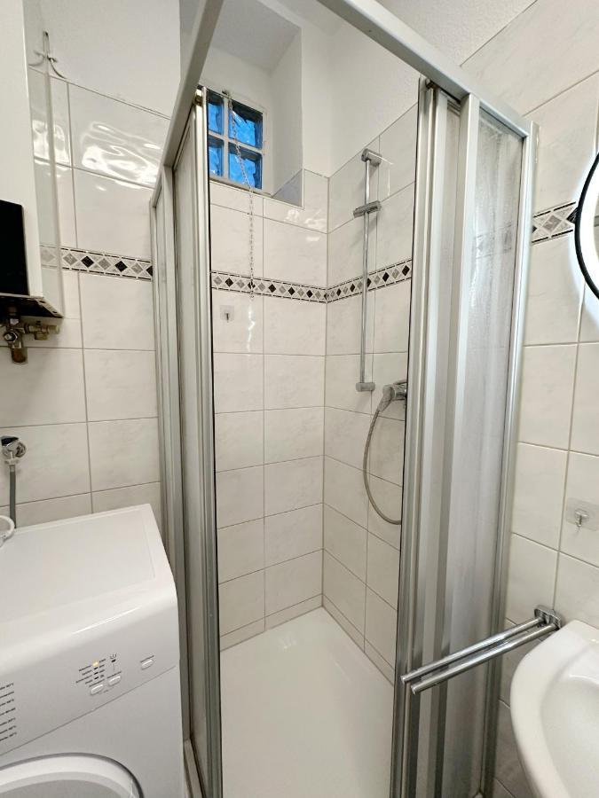 Igo Apartment 2 Schlafenzimmer Mit Waschmaschine Trockner Haustier Rheinufer 5Min Netflix Disney Plus 17-6 Duisburg Exteriör bild